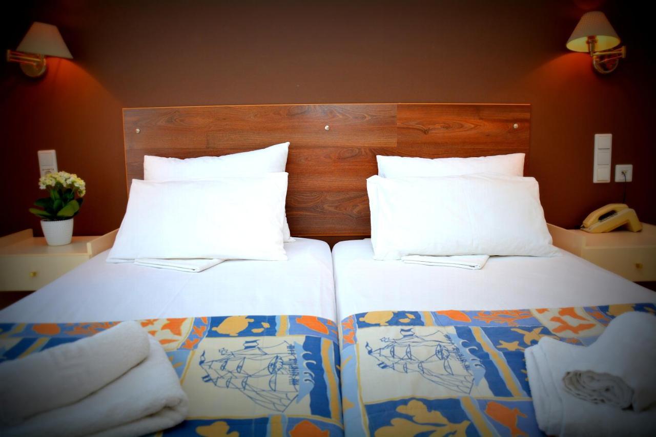 Poseidon Hotel Paralia  Eksteriør billede